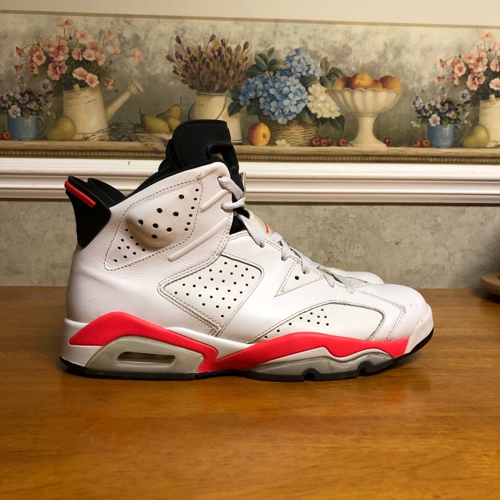 Jordan 6 - White Infrared